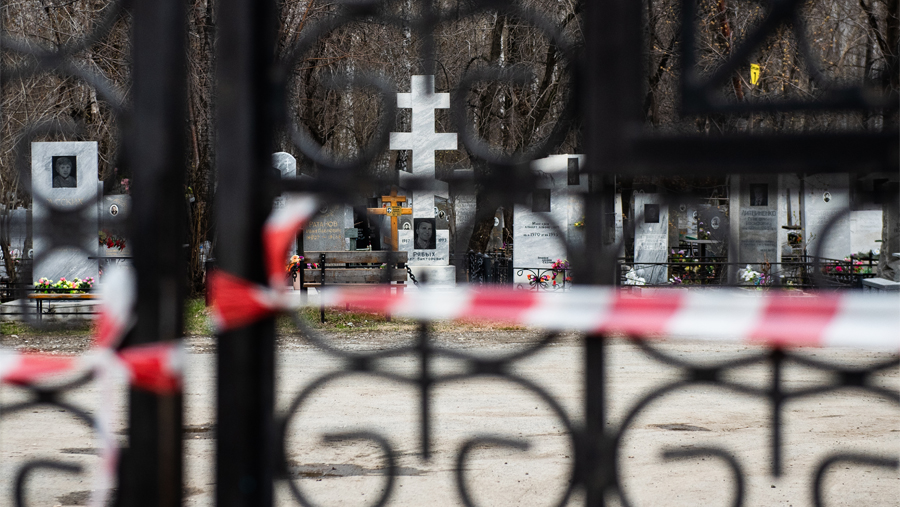 Почему мусульмане не хоронят в гробах а закрывают досками